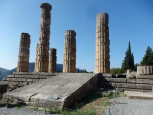 temple Apollon Delphes